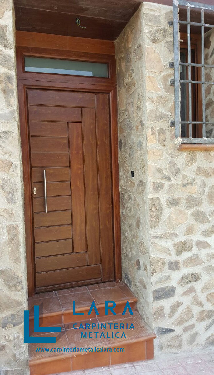 puertaVivienda_04_www.carpinteriametalicalara.com.jpg