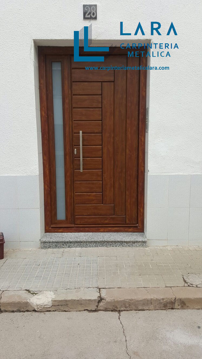 puertaVivienda_24_www.carpinteriametalicalara.com.jpg
